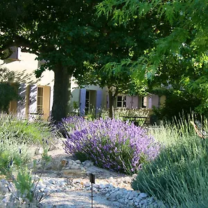 https://couleur-lavande.fr-provencehotel.com