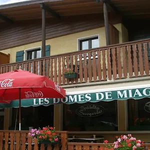 https://hotel-les-domes-de-miage.hotels-rhonealpes.com